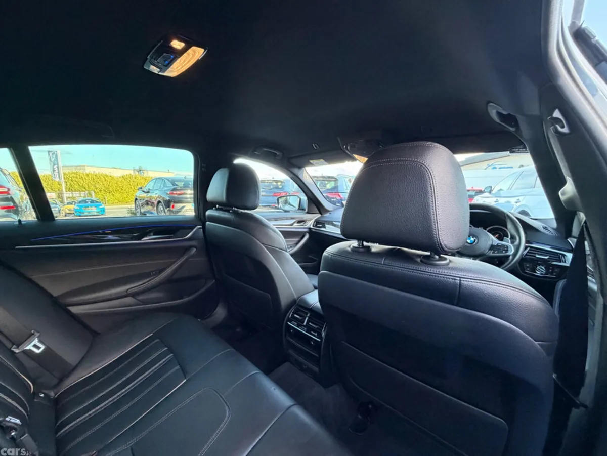 BMW 5-Series Saloon, Petrol Plug-in Hybrid, 2017, Grey