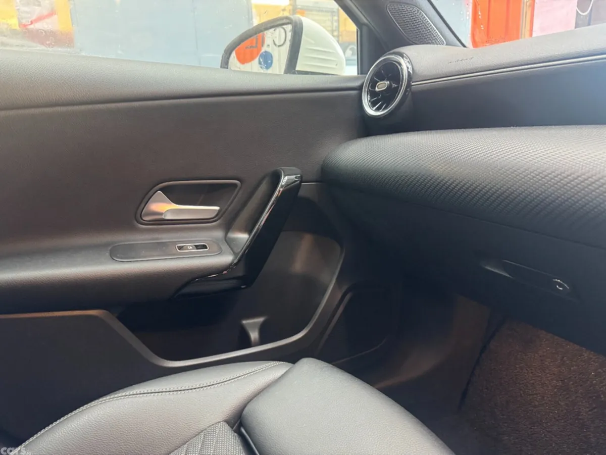 Mercedes-Benz A-Class Hatchback, Petrol, 2019, White