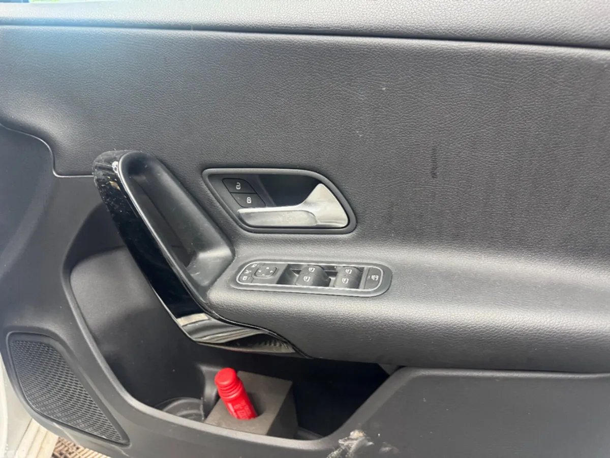 Mercedes-Benz A-Class Hatchback, Petrol, 2019, White