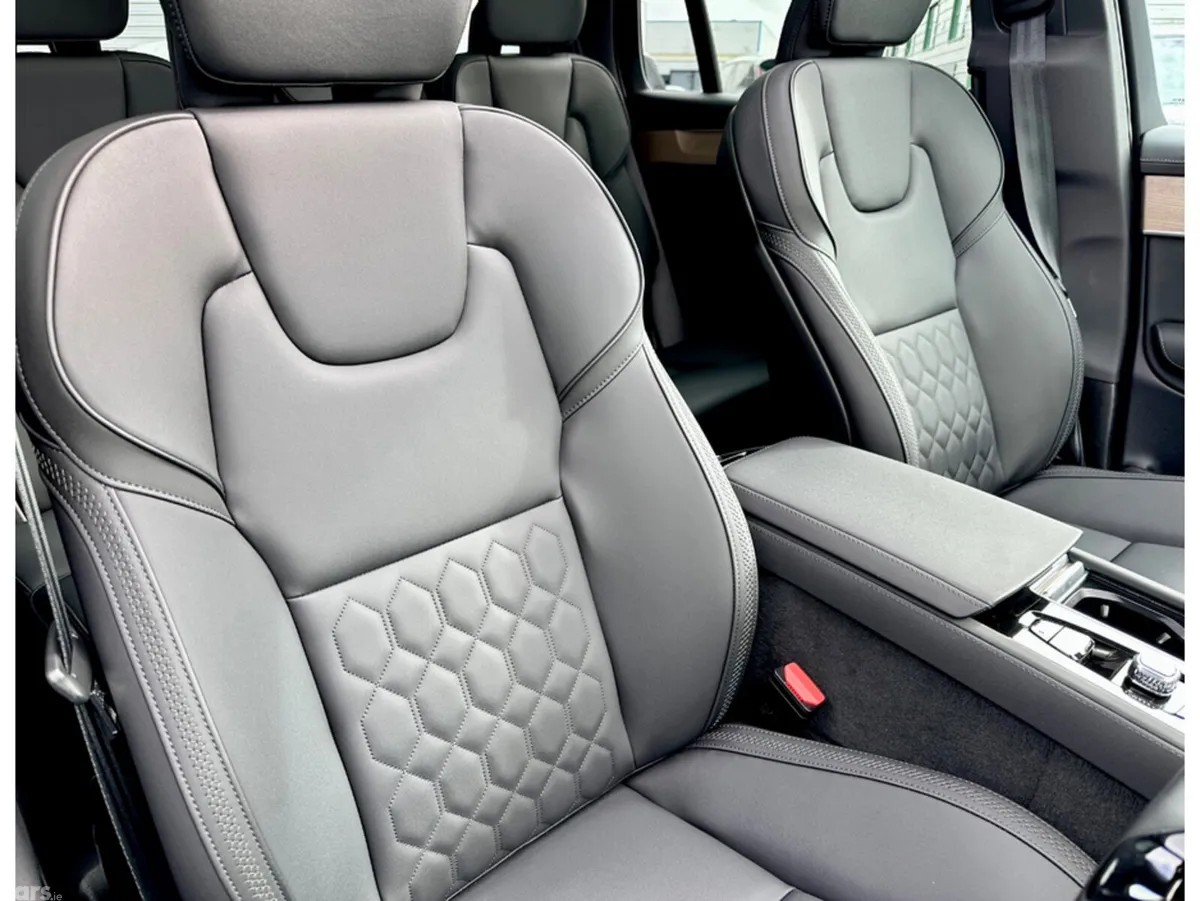 Volvo XC90 Estate, Petrol Plug-in Hybrid, 2025, Blue