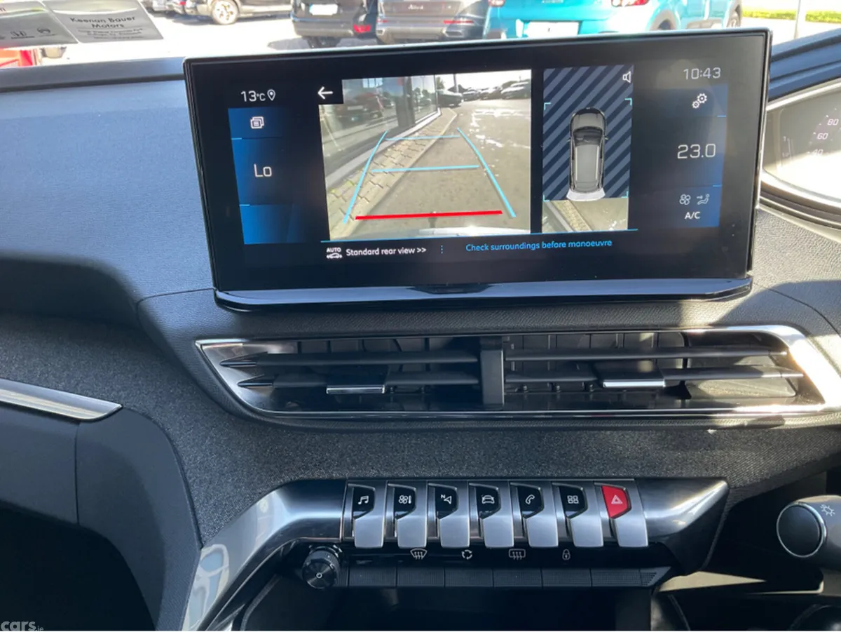 Peugeot 3008 MPV, Diesel, 2023, Blue
