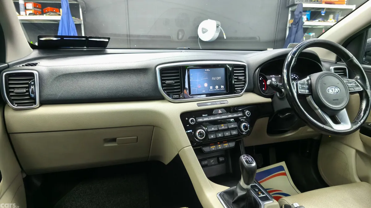 Kia Sportage SUV, Diesel Hybrid, 2020, Grey