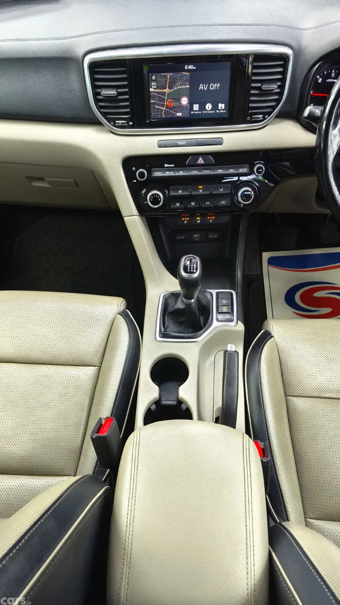 Kia Sportage SUV, Diesel Hybrid, 2020, Grey