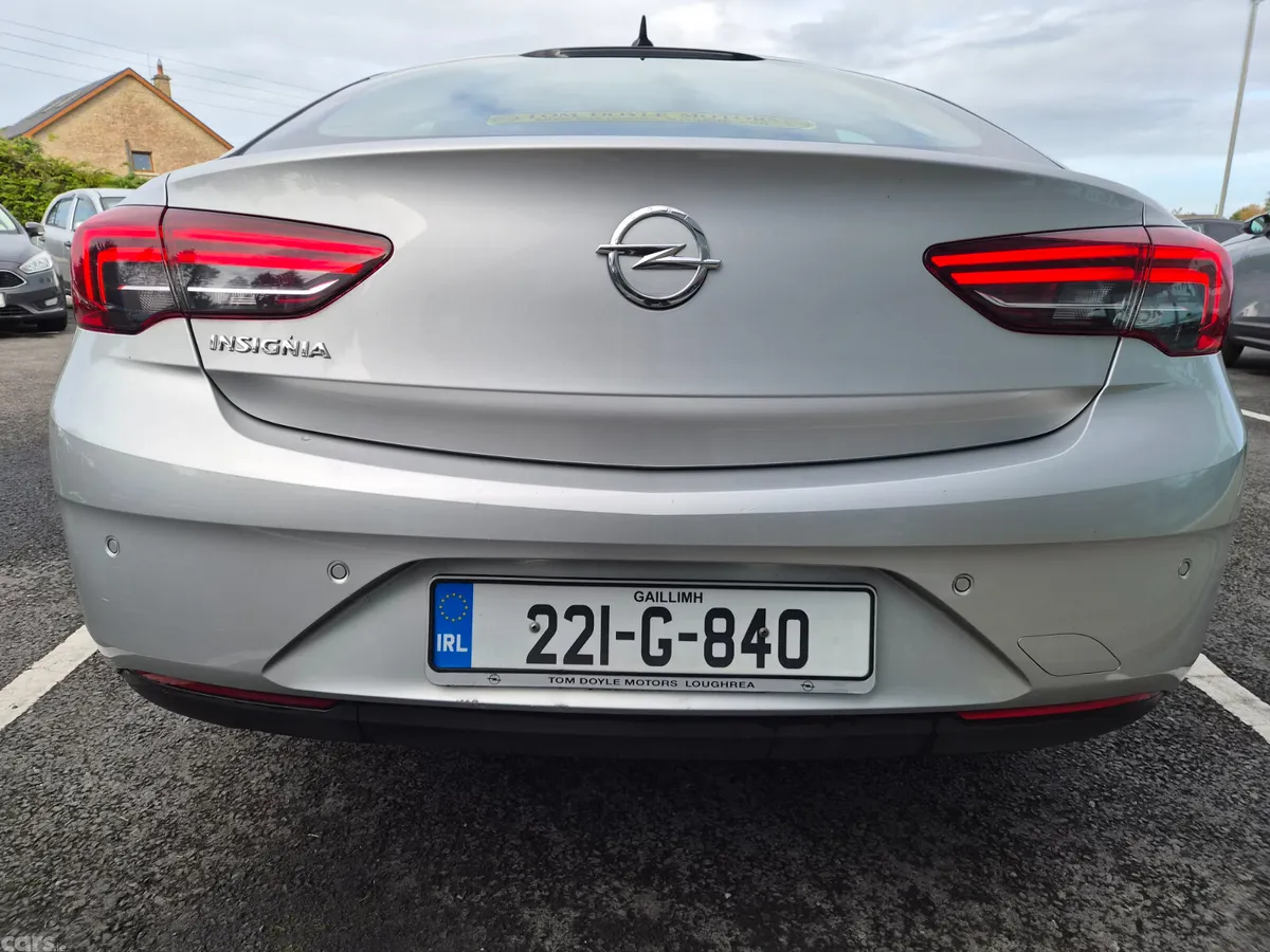 Opel Insignia Hatchback, Diesel, 2022, Grey