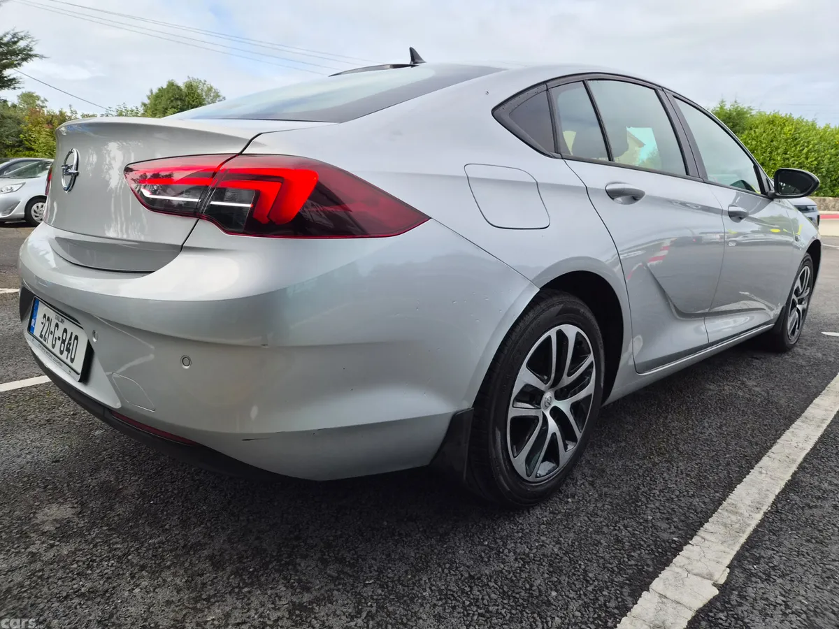 Opel Insignia Hatchback, Diesel, 2022, Grey