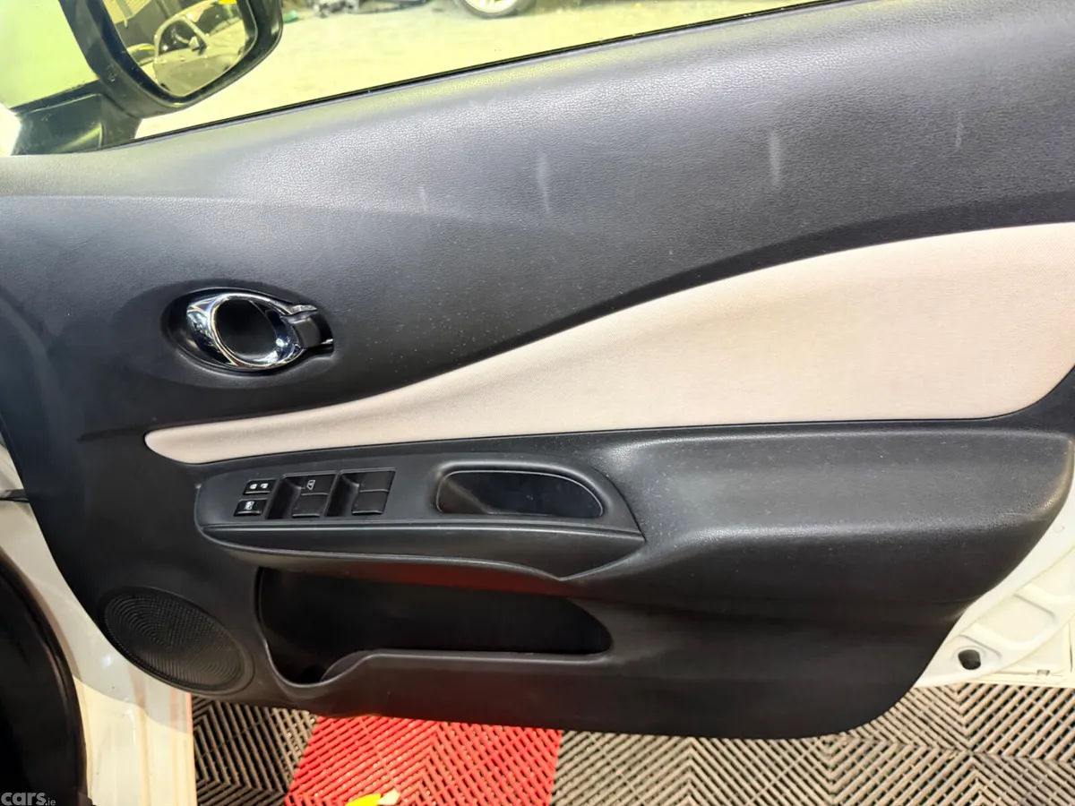 Nissan Note Hatchback, Petrol, 2016, White