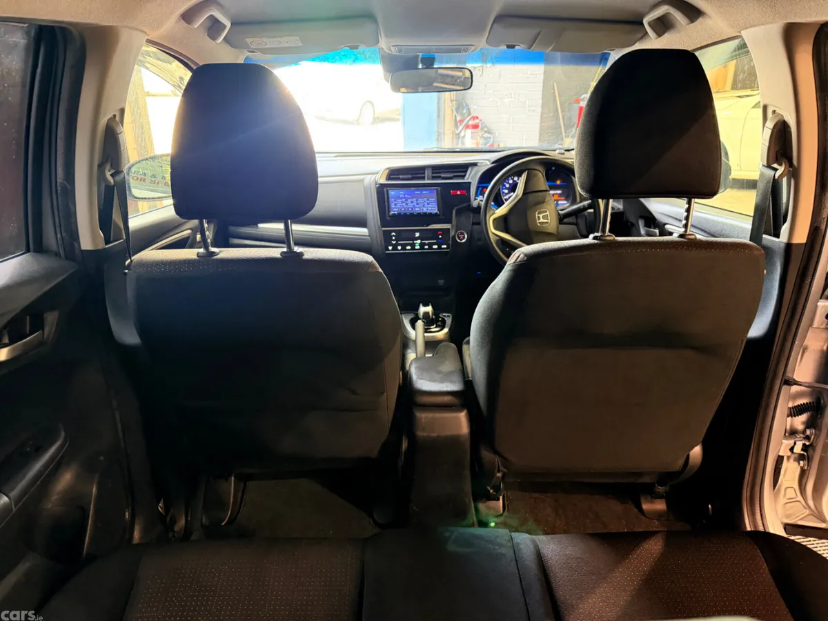Honda Fit Hatchback, Petrol Hybrid, 2017, Silver