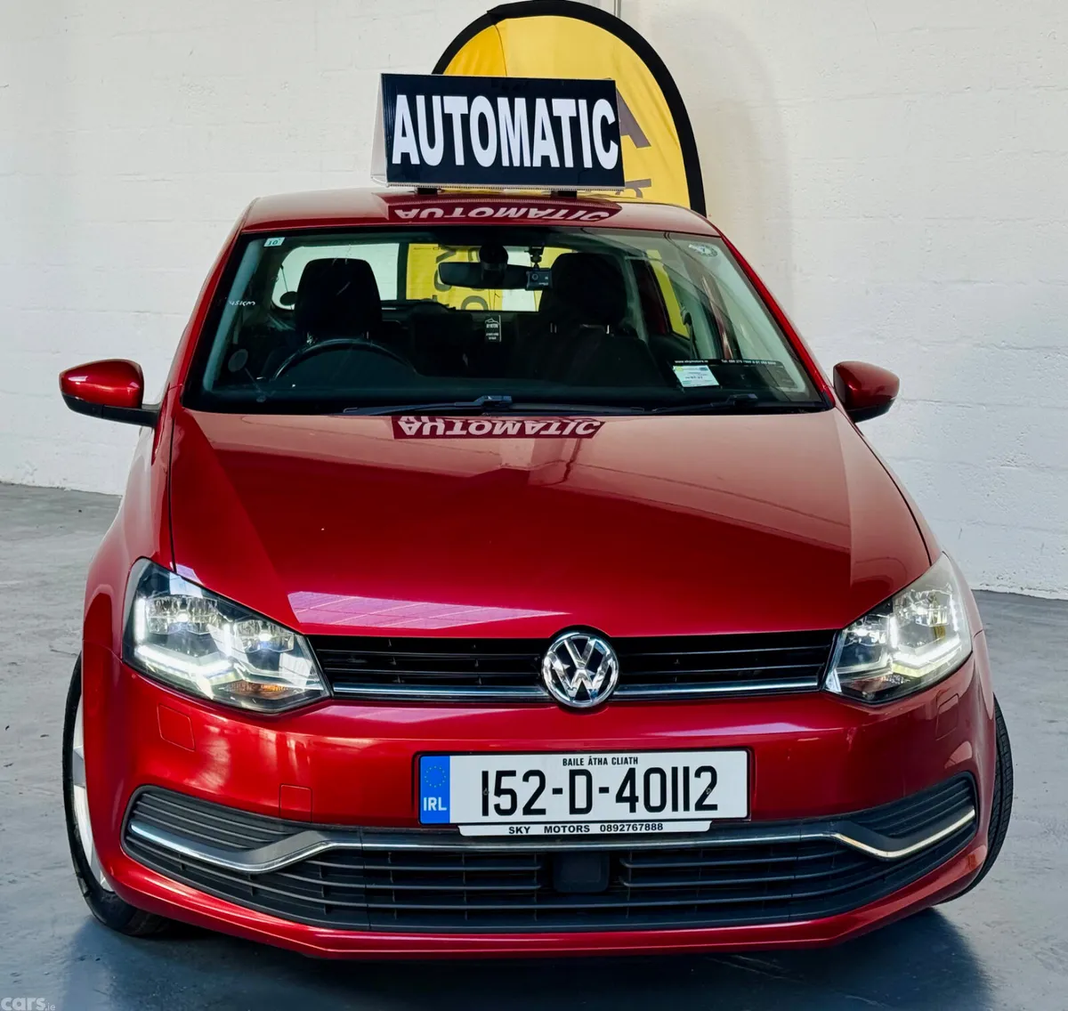 Volkswagen Polo Hatchback, Petrol, 2015, Red
