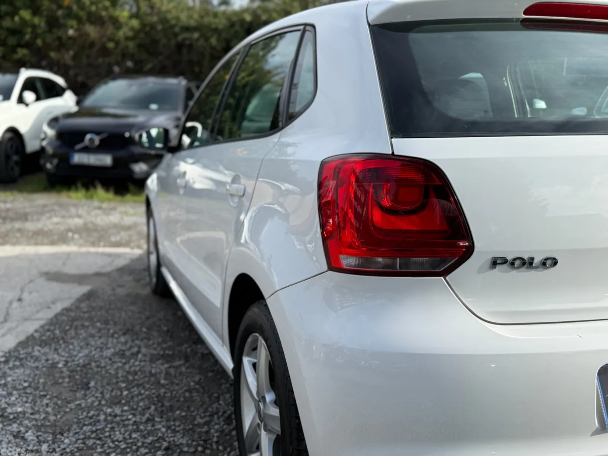 Volkswagen Polo Hatchback, Petrol, 2012, White