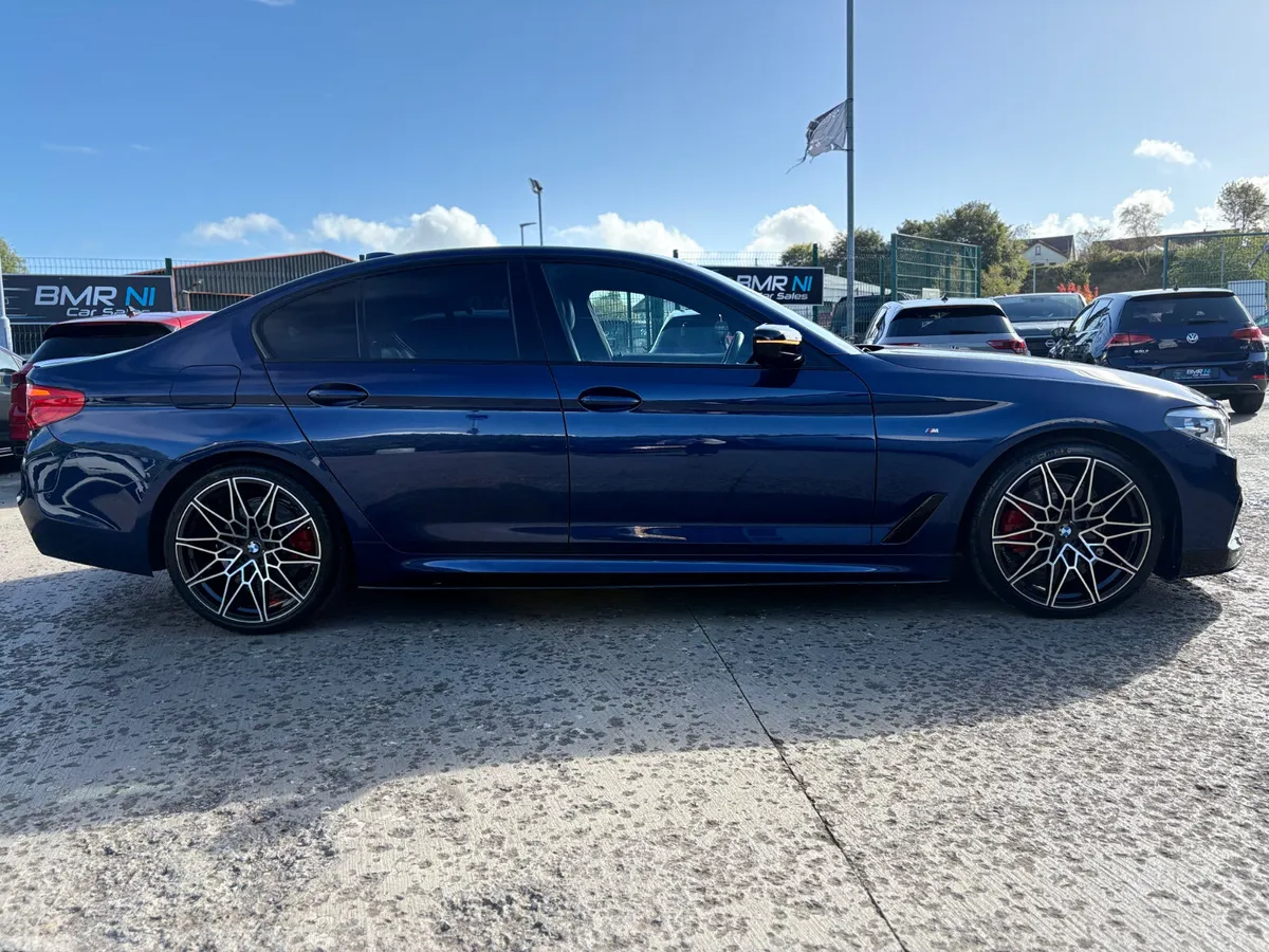 BMW 5-Series Saloon, Diesel, 2019, Blue
