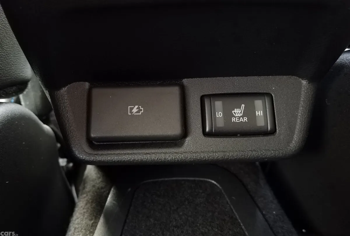 Nissan Leaf Hatchback, Electric, 2022, Red