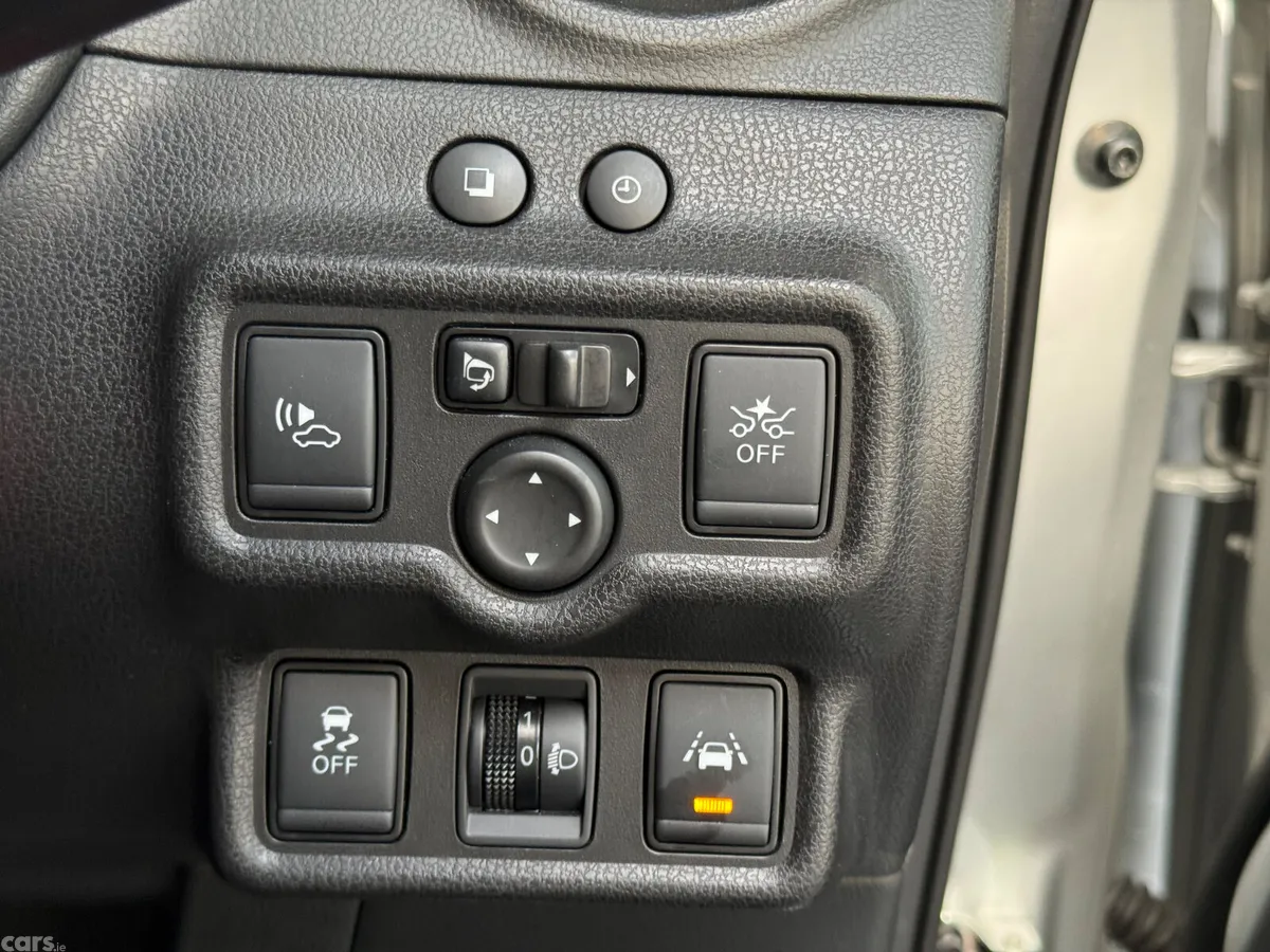 Nissan Note MPV, Petrol Hybrid, 2018, Silver