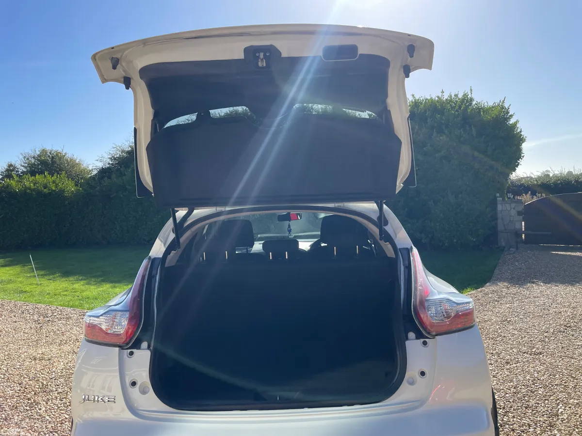 Nissan Juke SUV, Petrol, 2016, White