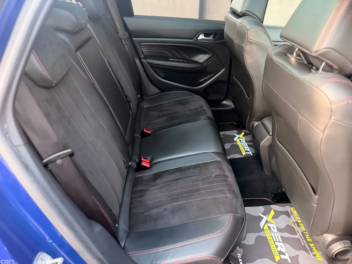 Peugeot 308 Estate, Petrol, 2016, Blue