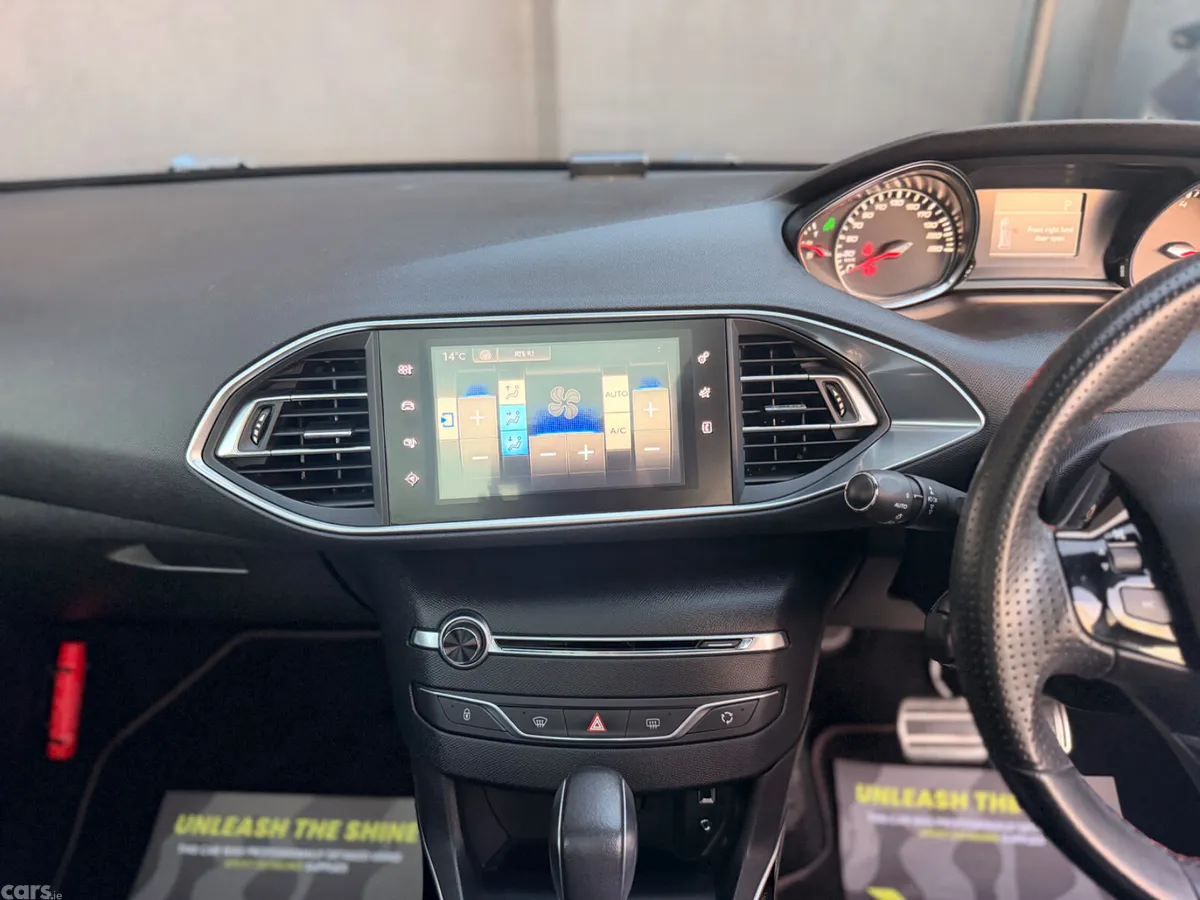 Peugeot 308 Estate, Petrol, 2016, Blue
