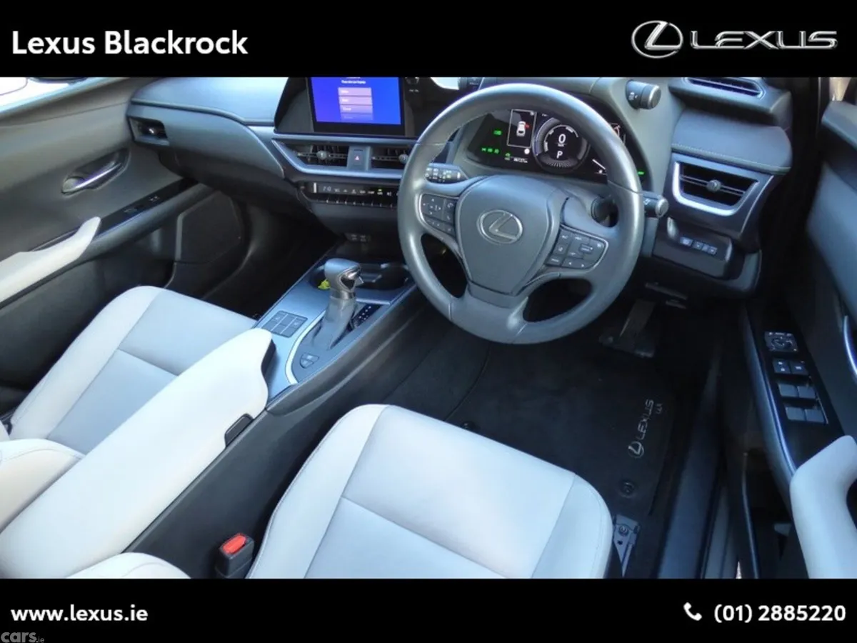 Lexus UX SUV, Petrol Hybrid, 2023, Silver