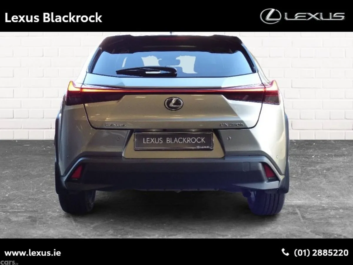 Lexus UX SUV, Petrol Hybrid, 2023, Silver