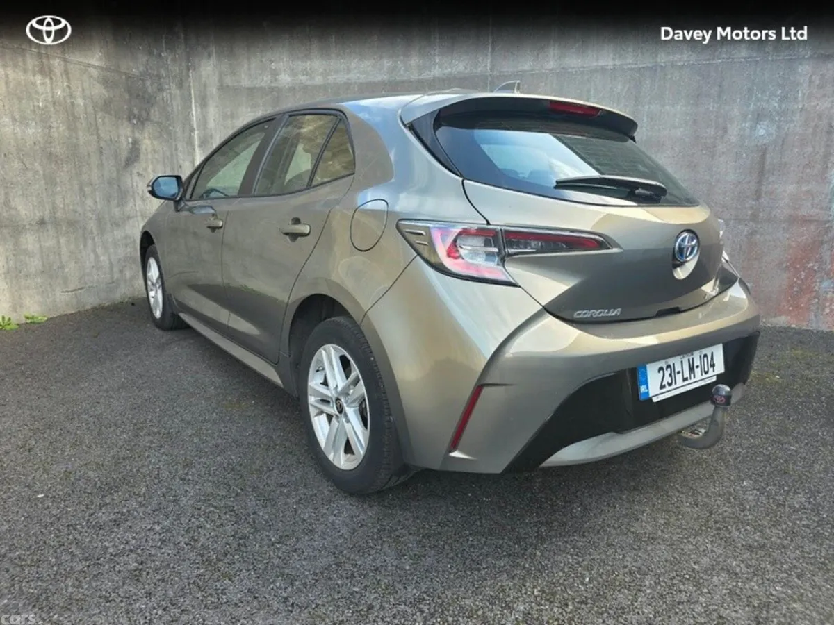 Toyota Corolla Hatchback, Petrol Hybrid, 2023, Green
