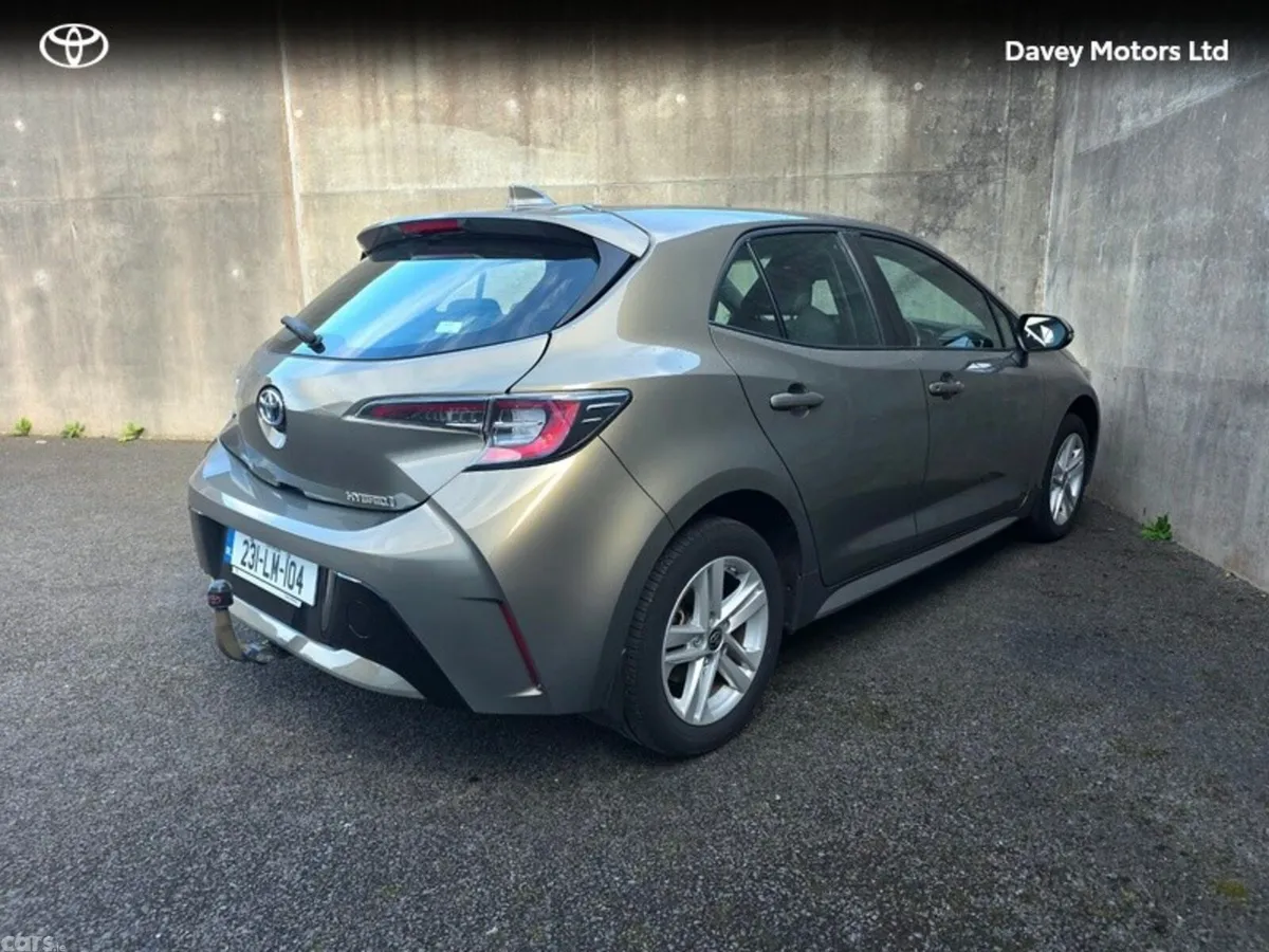 Toyota Corolla Hatchback, Petrol Hybrid, 2023, Green