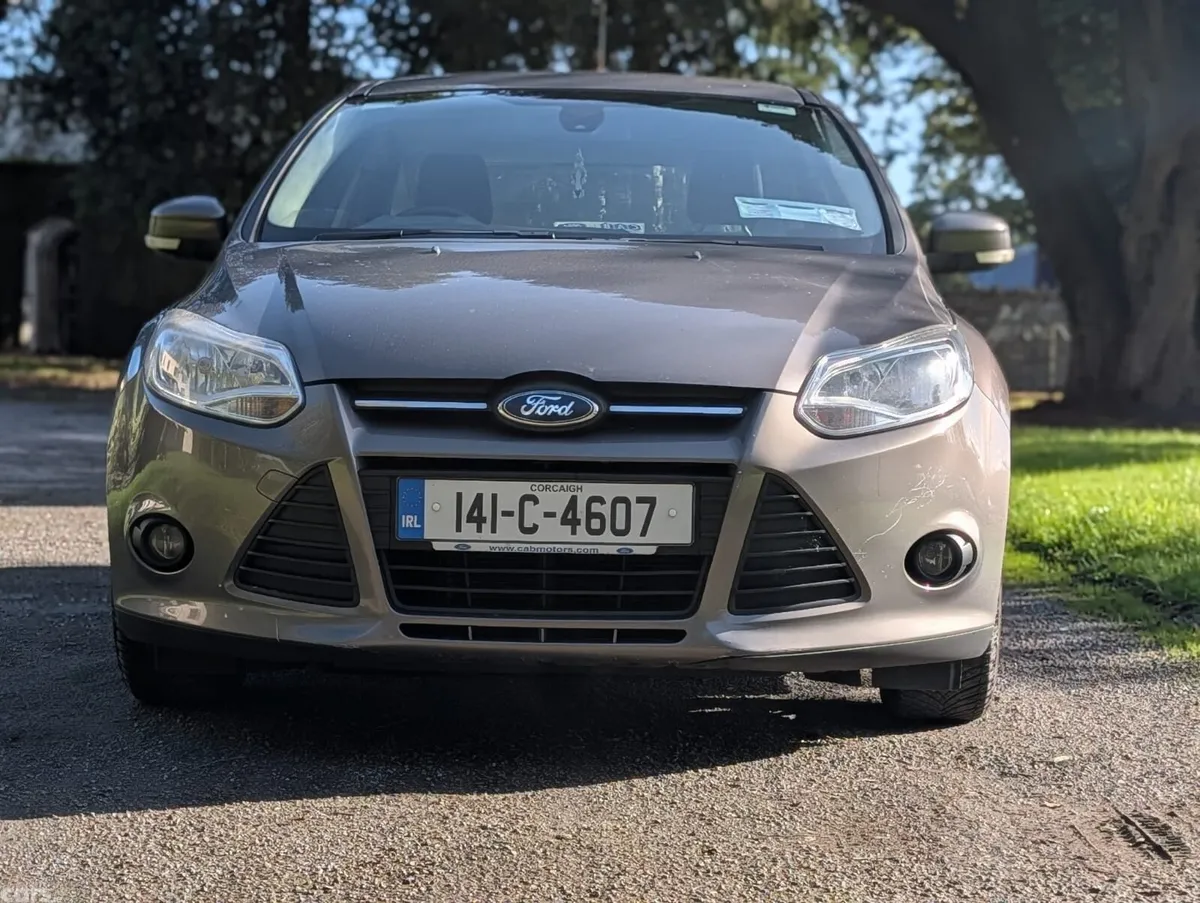 Ford Focus Hatchback, Diesel, 2014, Brown