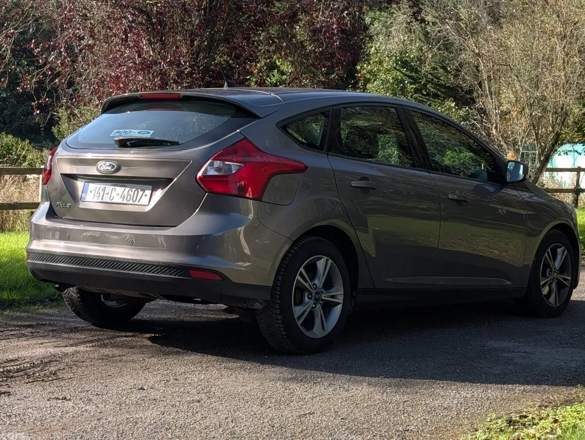 Ford Focus Hatchback, Diesel, 2014, Brown