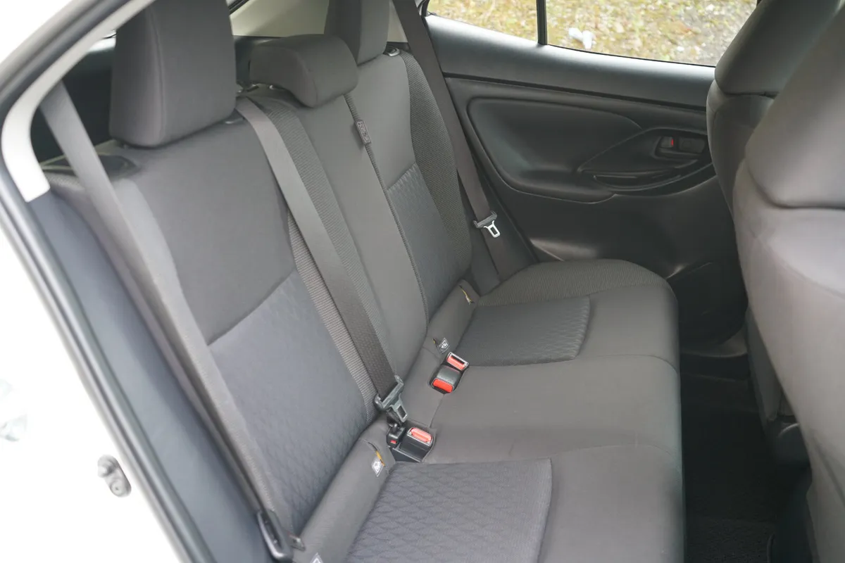 Toyota Yaris Cross SUV, Petrol Hybrid, 2021, White