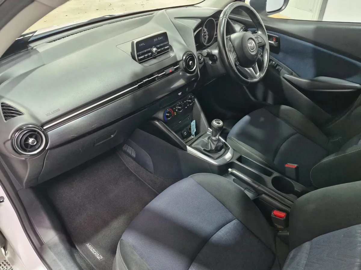 Mazda Mazda2 Hatchback, Petrol, 2015, White