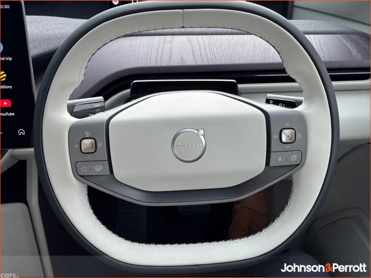 Volvo EX60 SUV, Electric, 2026, Green