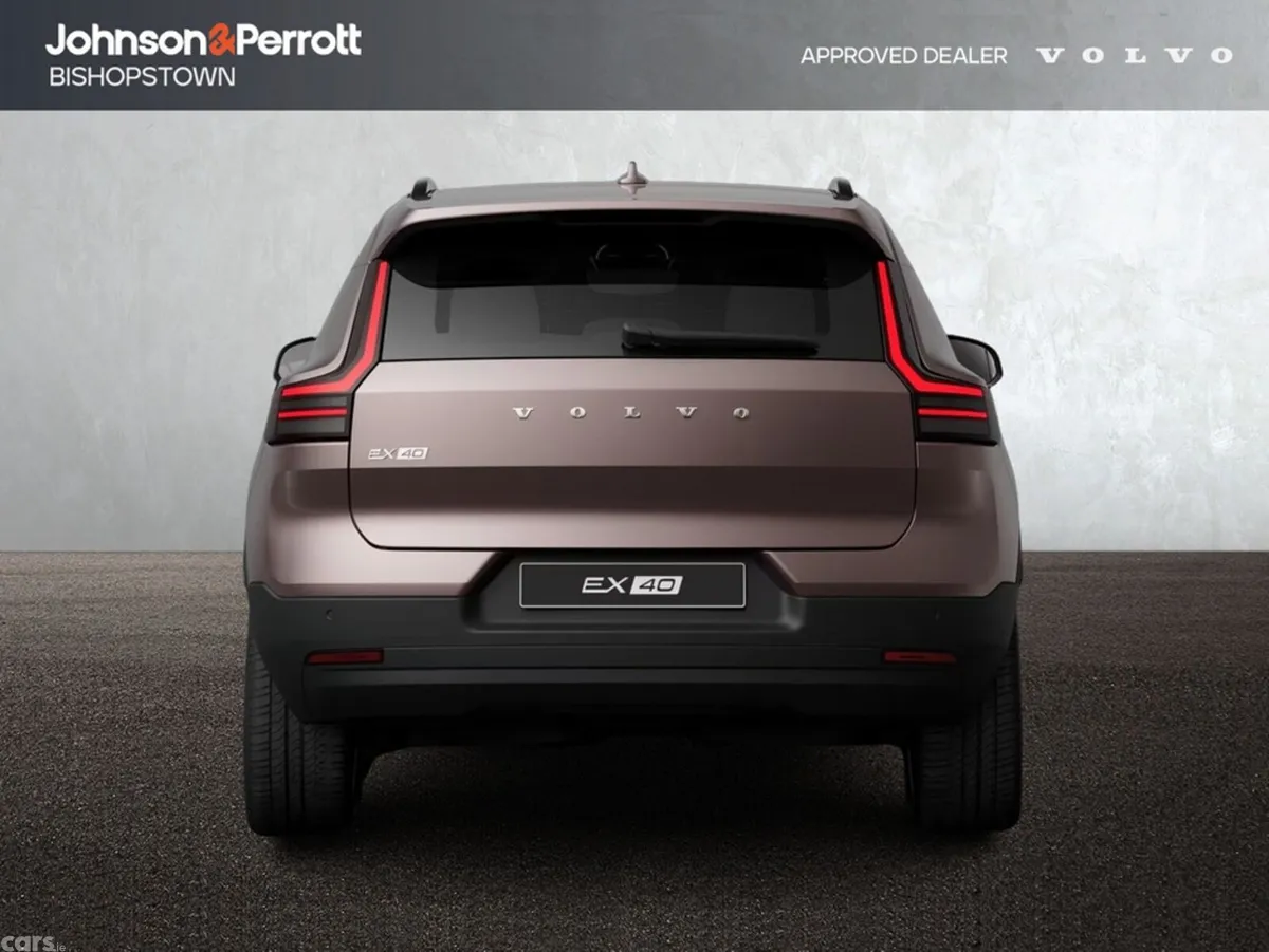 Volvo EX40 SUV, Electric, 2027, Bronze
