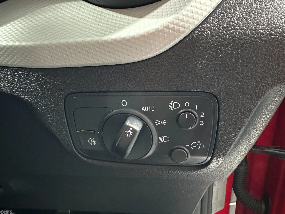 Audi Q2 SUV, Petrol, 2019, Red
