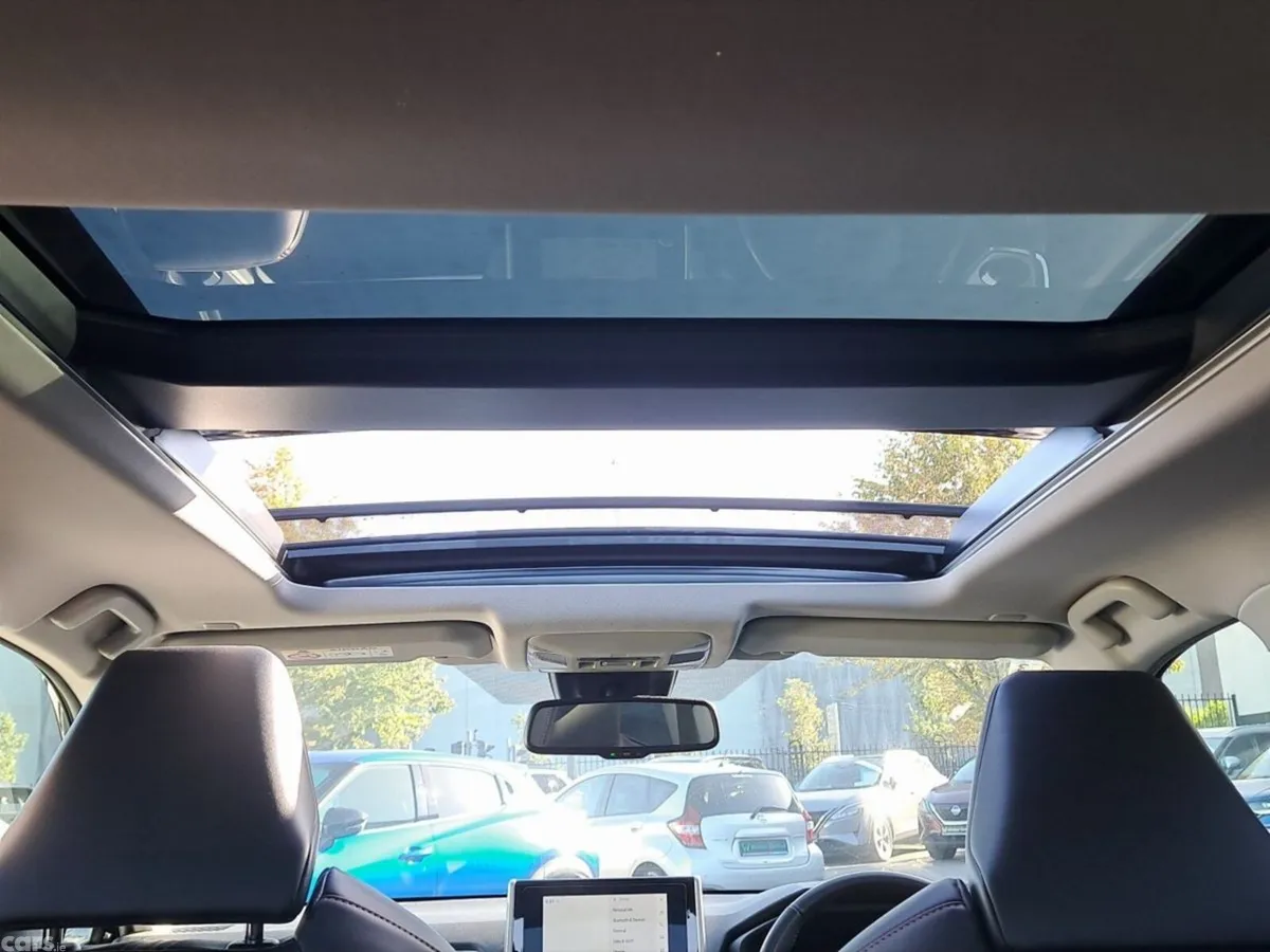 Toyota RAV4 SUV, Petrol Hybrid, 2023, Black