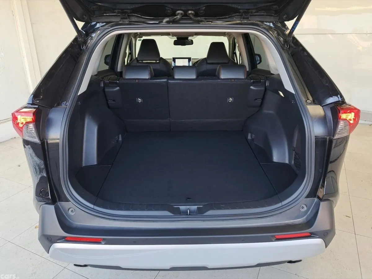 Toyota RAV4 SUV, Petrol Hybrid, 2023, Black