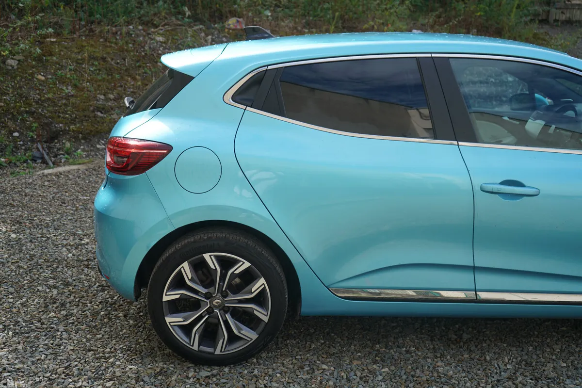 Renault Clio Hatchback, Petrol, 2021, Blue
