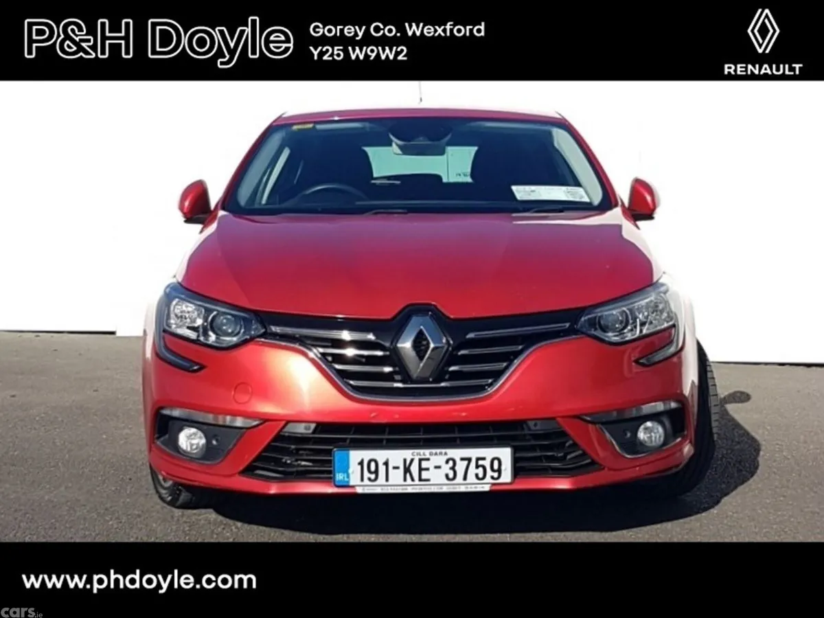 Renault Megane Hatchback, Diesel, 2019, Red