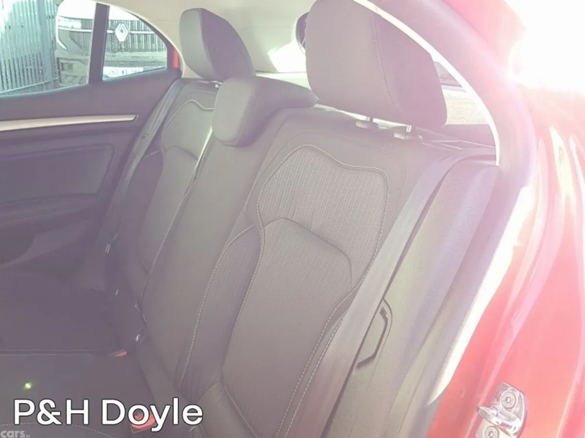 Renault Megane Hatchback, Diesel, 2019, Red