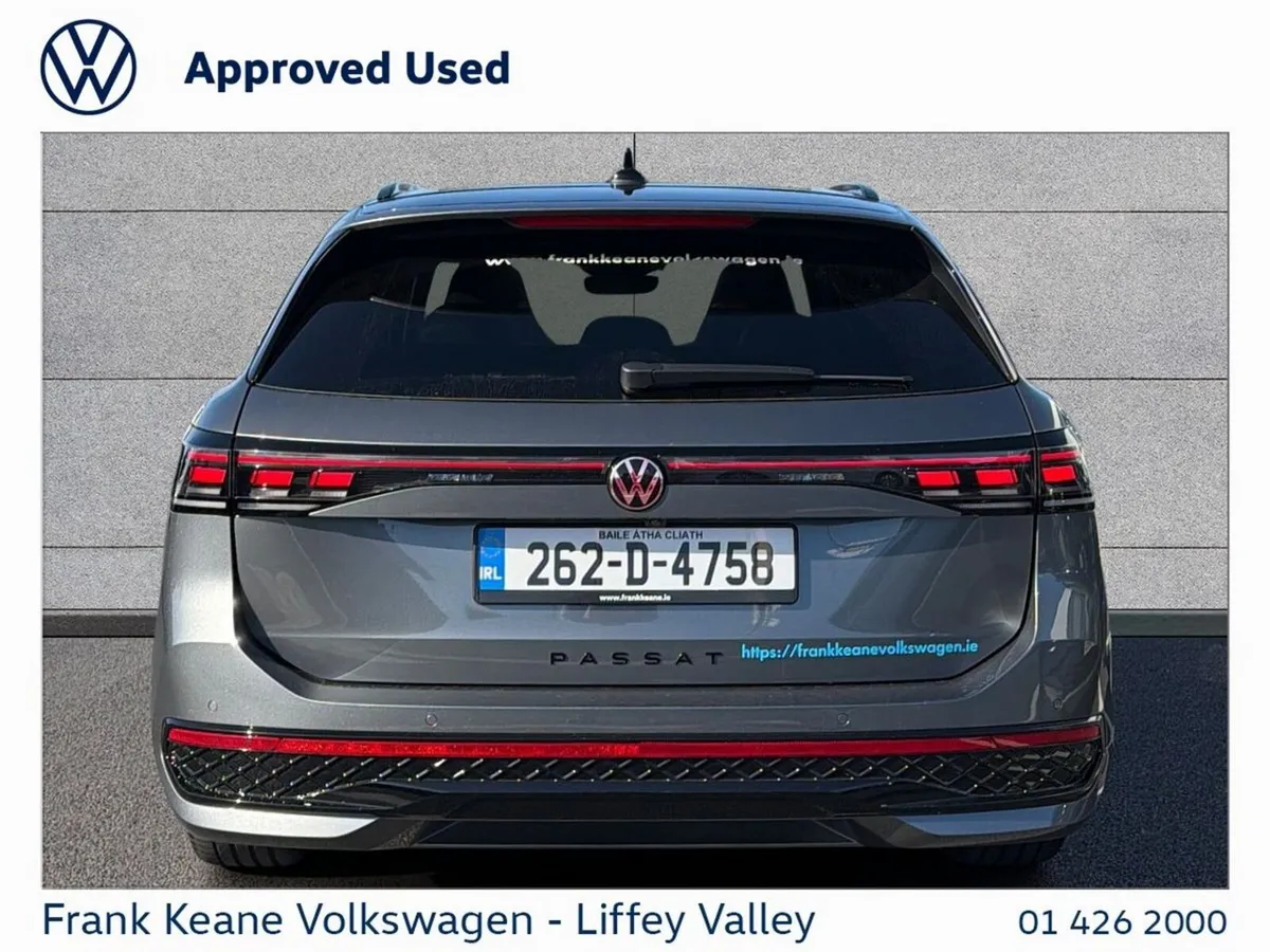 Volkswagen Passat Estate, Diesel, 2026, Grey
