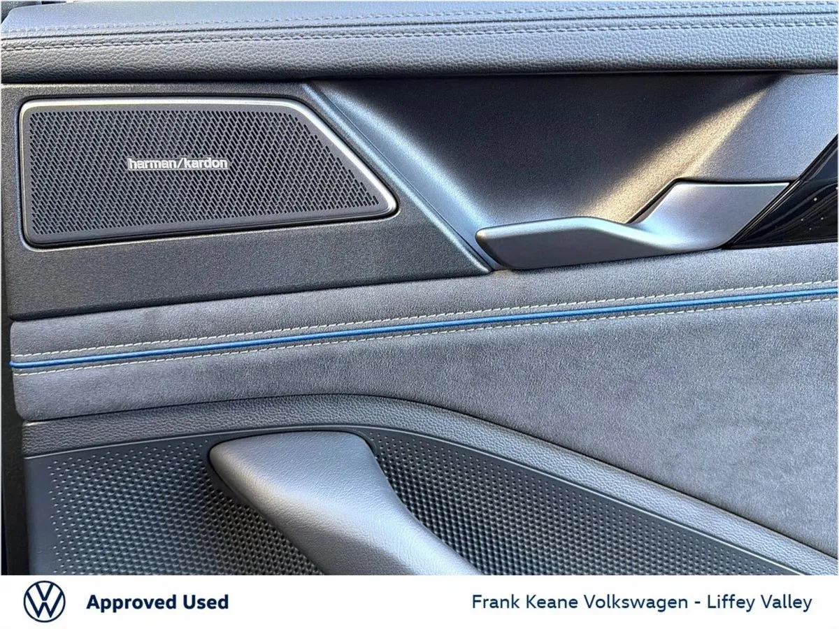 Volkswagen Passat Estate, Diesel, 2026, Grey
