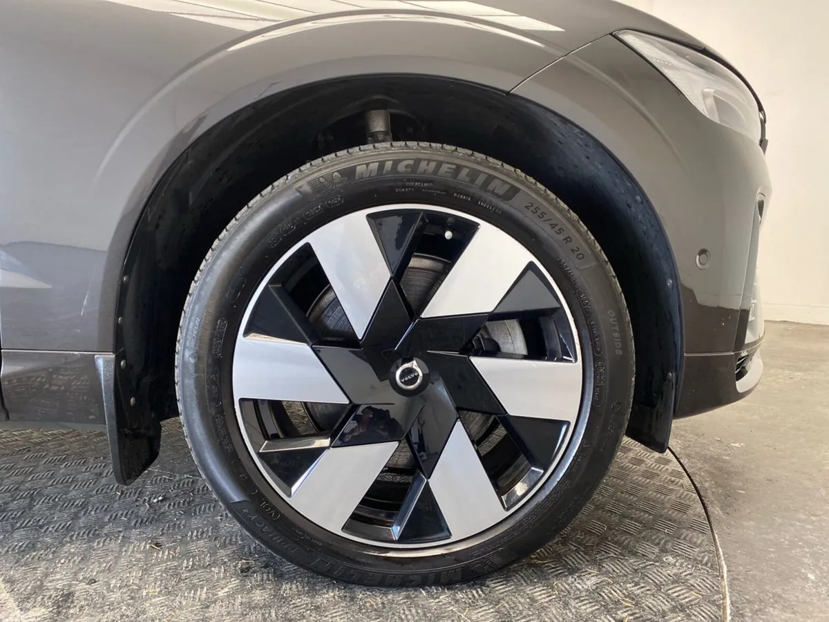 Volvo XC60 SUV, Petrol Plug-in Hybrid, 2024, Grey