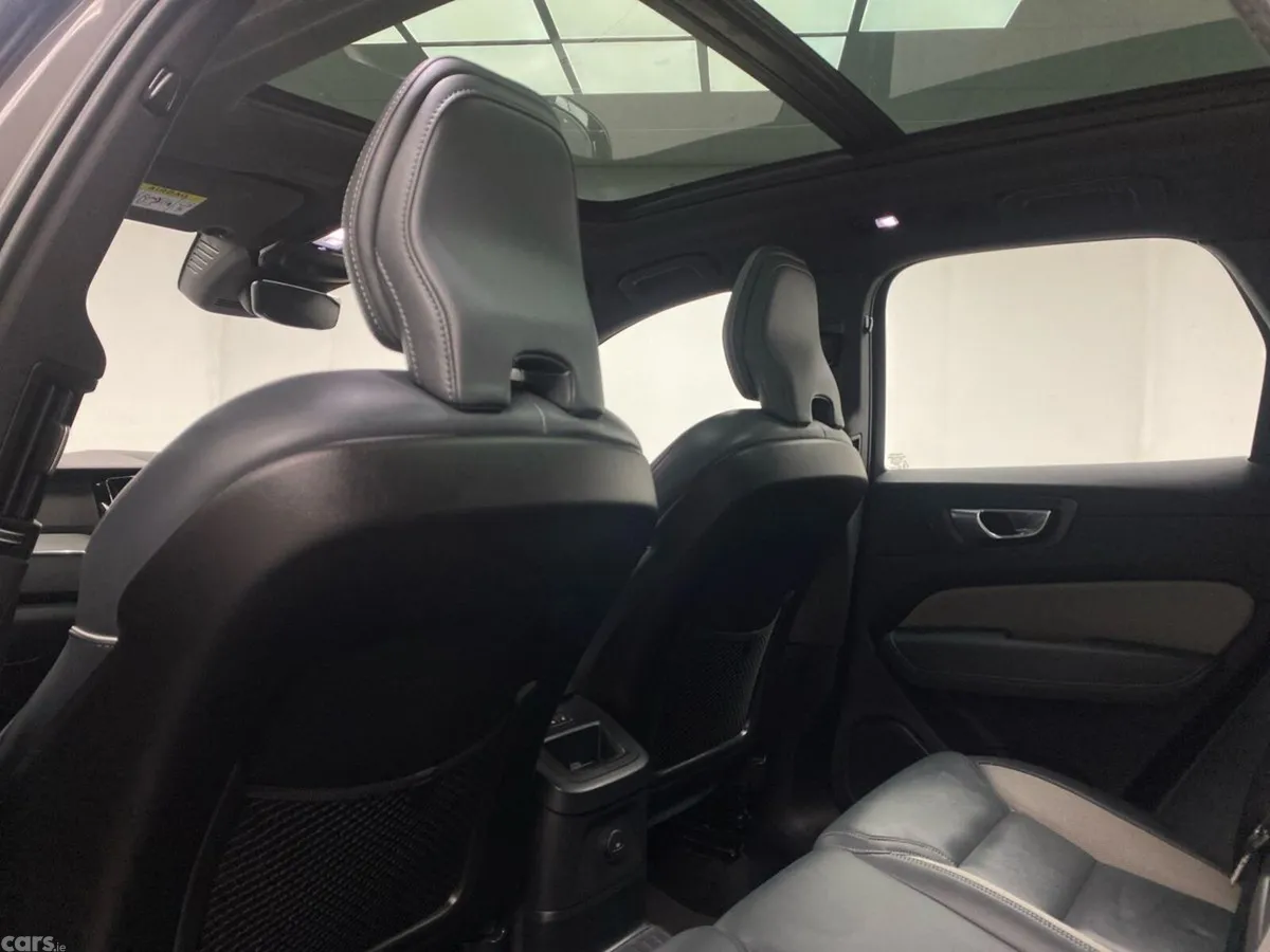 Volvo XC60 SUV, Petrol Plug-in Hybrid, 2024, Grey