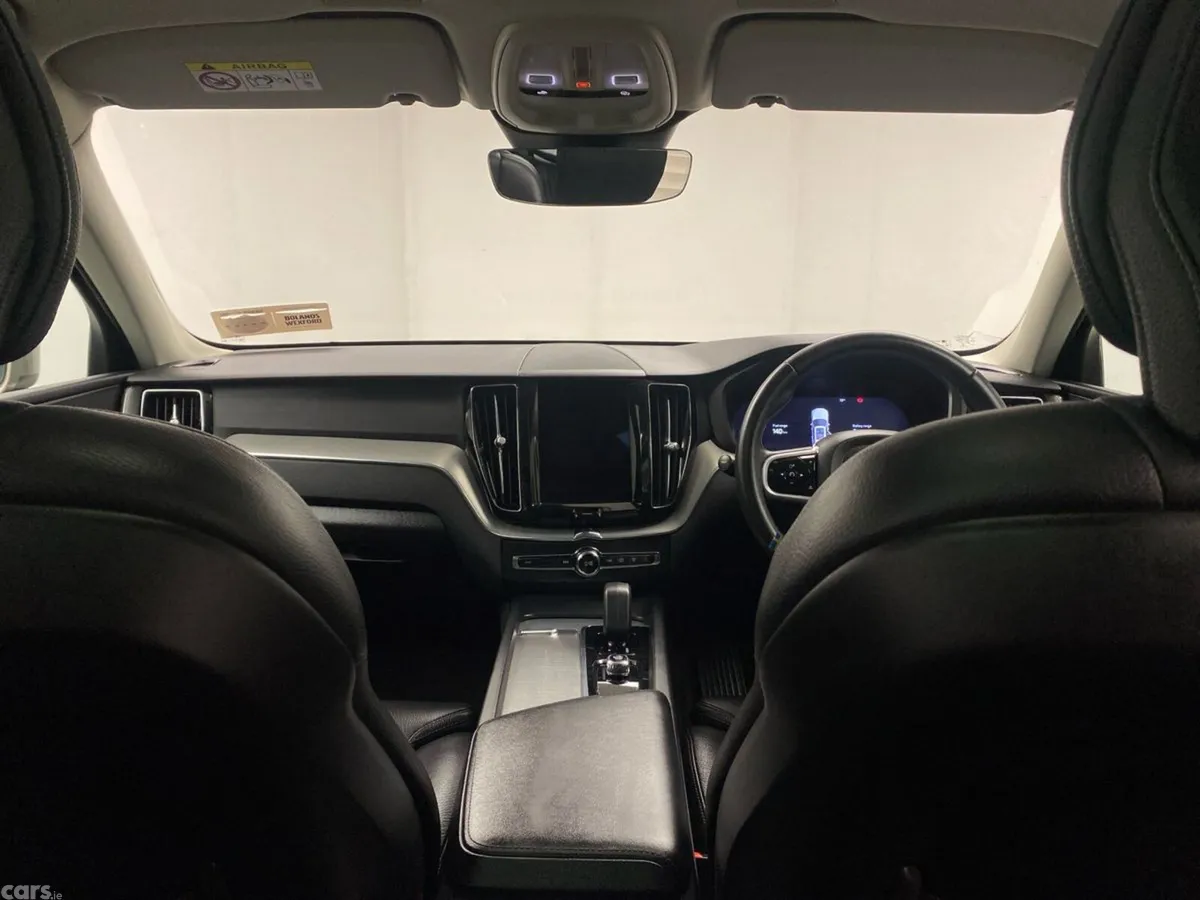 Volvo XC60 SUV, Petrol Plug-in Hybrid, 2023, Gold