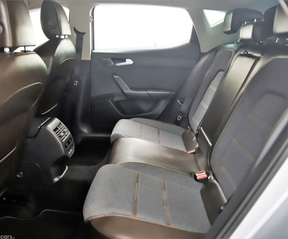 SEAT Leon Estate, Diesel, 2021, Grey