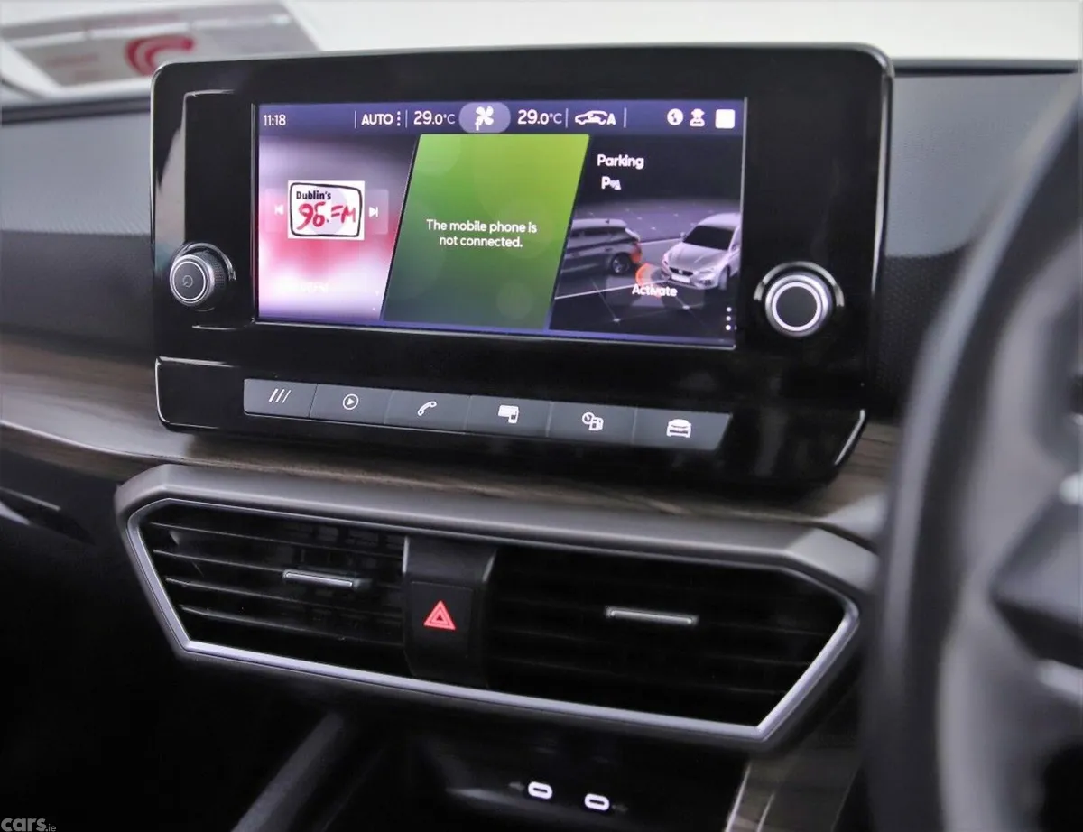 SEAT Leon Estate, Diesel, 2021, Grey