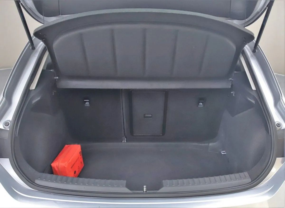 SEAT Leon Estate, Diesel, 2021, Grey