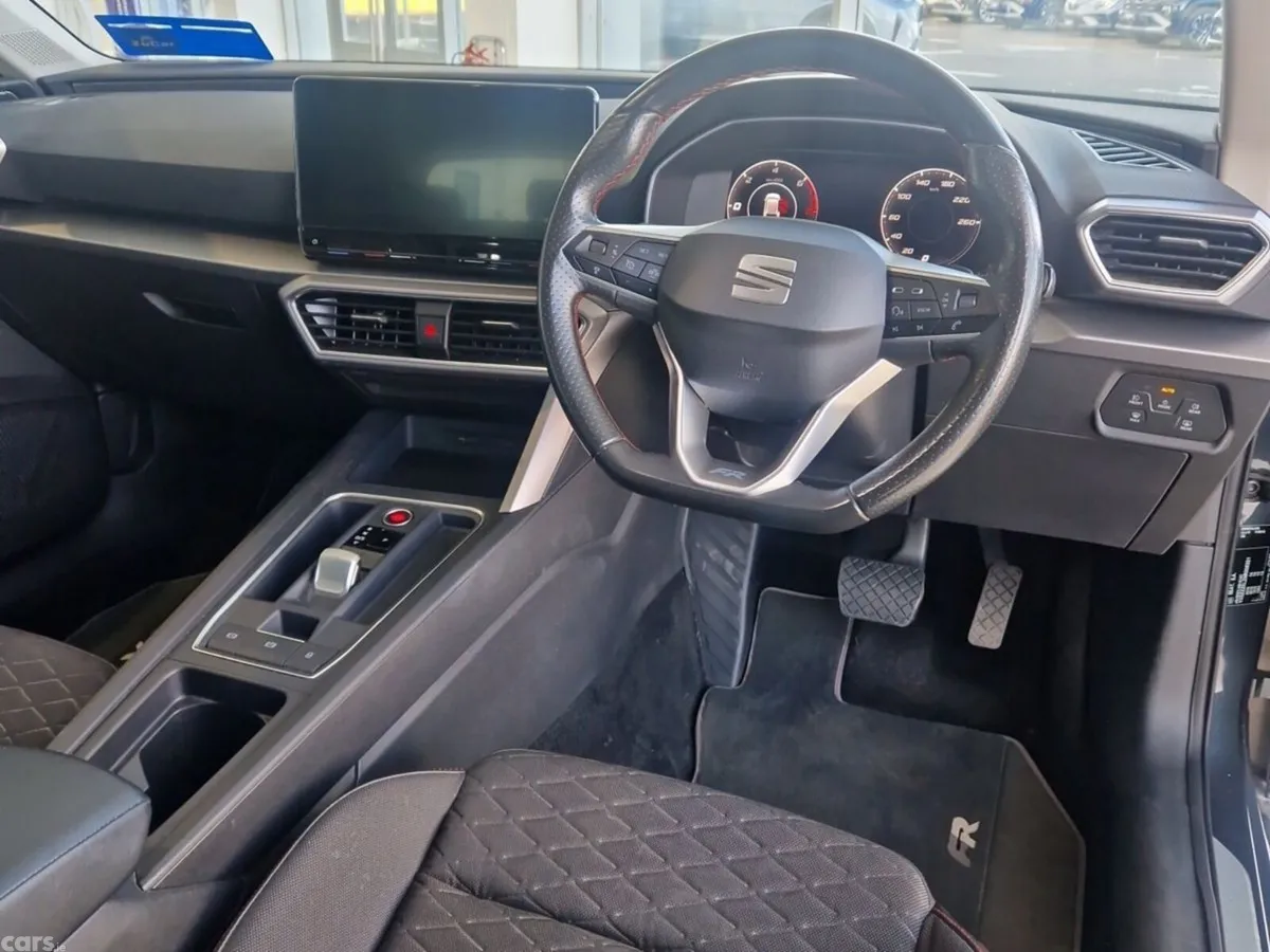 SEAT Leon Estate, Petrol Plug-in Hybrid, 2021, Grey