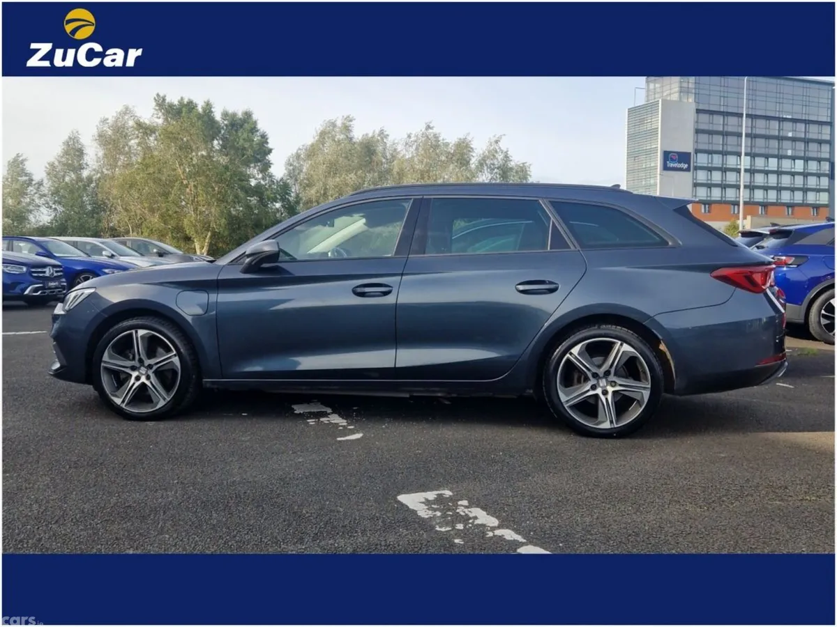 SEAT Leon Estate, Petrol Plug-in Hybrid, 2021, Grey