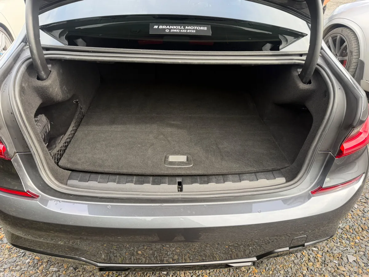 BMW 3-Series Saloon, Petrol Plug-in Hybrid, 2020, Grey