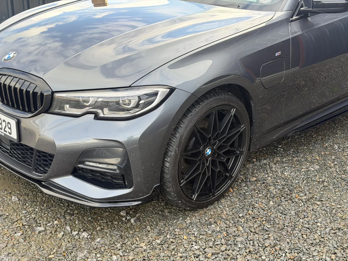 BMW 3-Series Saloon, Petrol Plug-in Hybrid, 2020, Grey