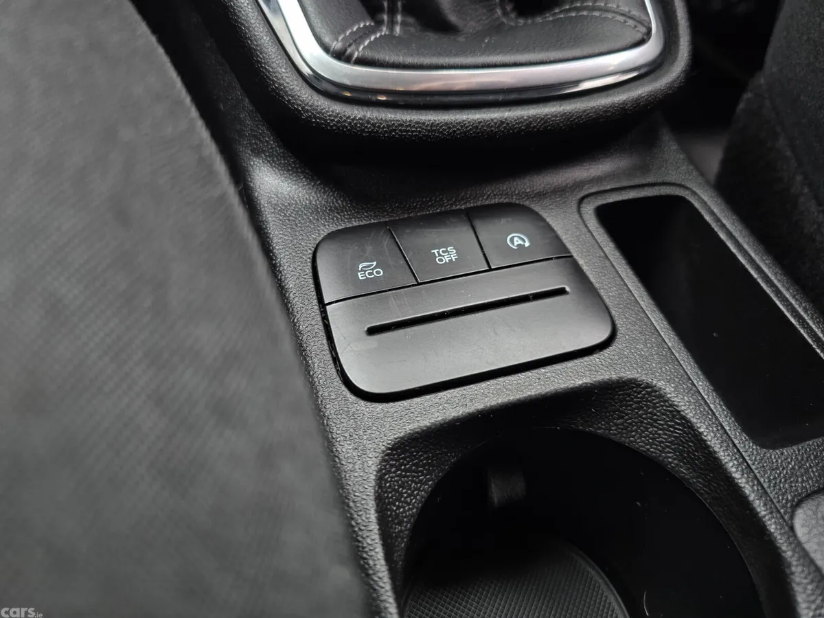 Ford Fiesta Hatchback, Petrol, 2019, Blue