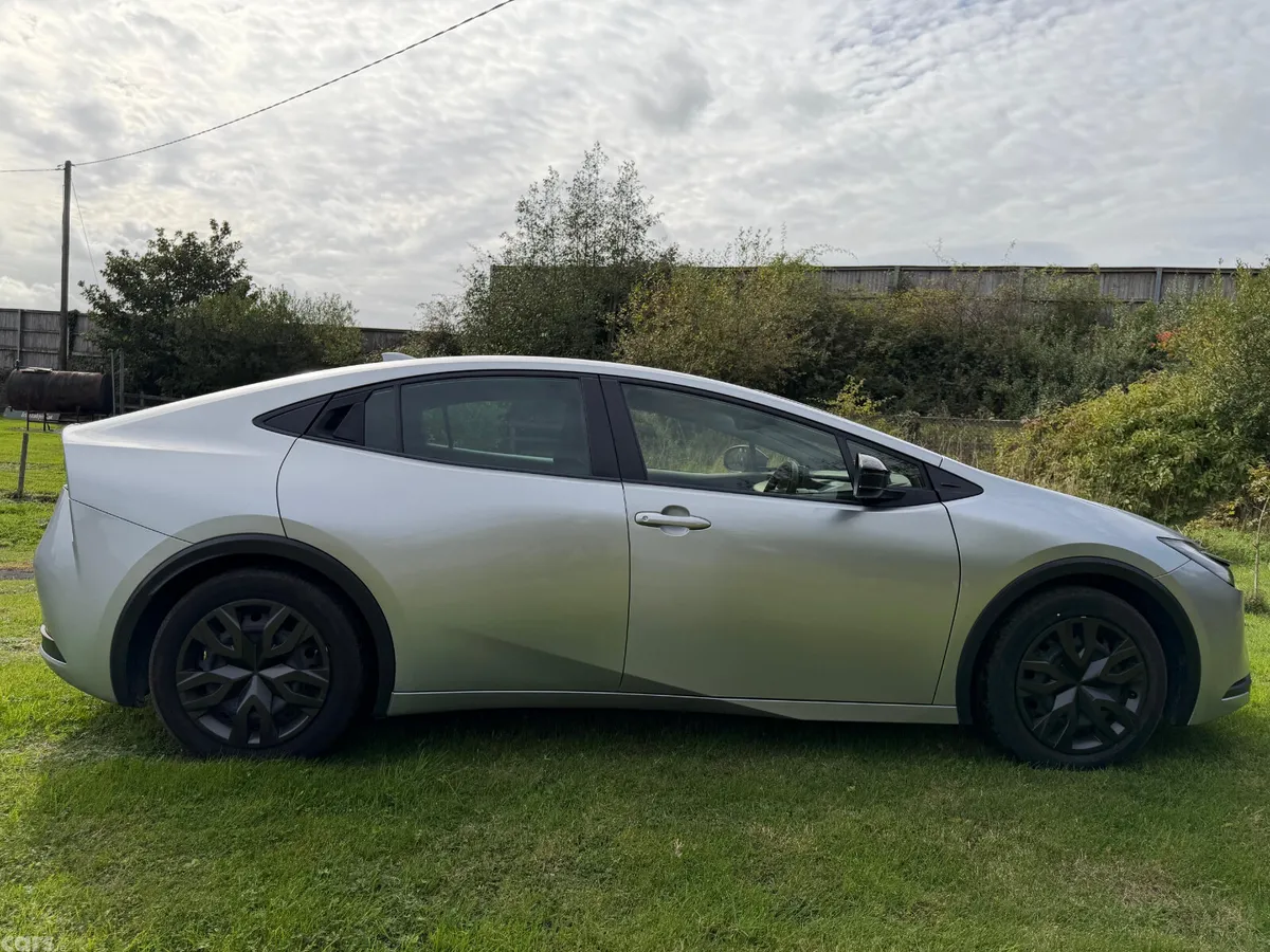 Toyota Prius Hatchback, Petrol Hybrid, 2023, Silver
