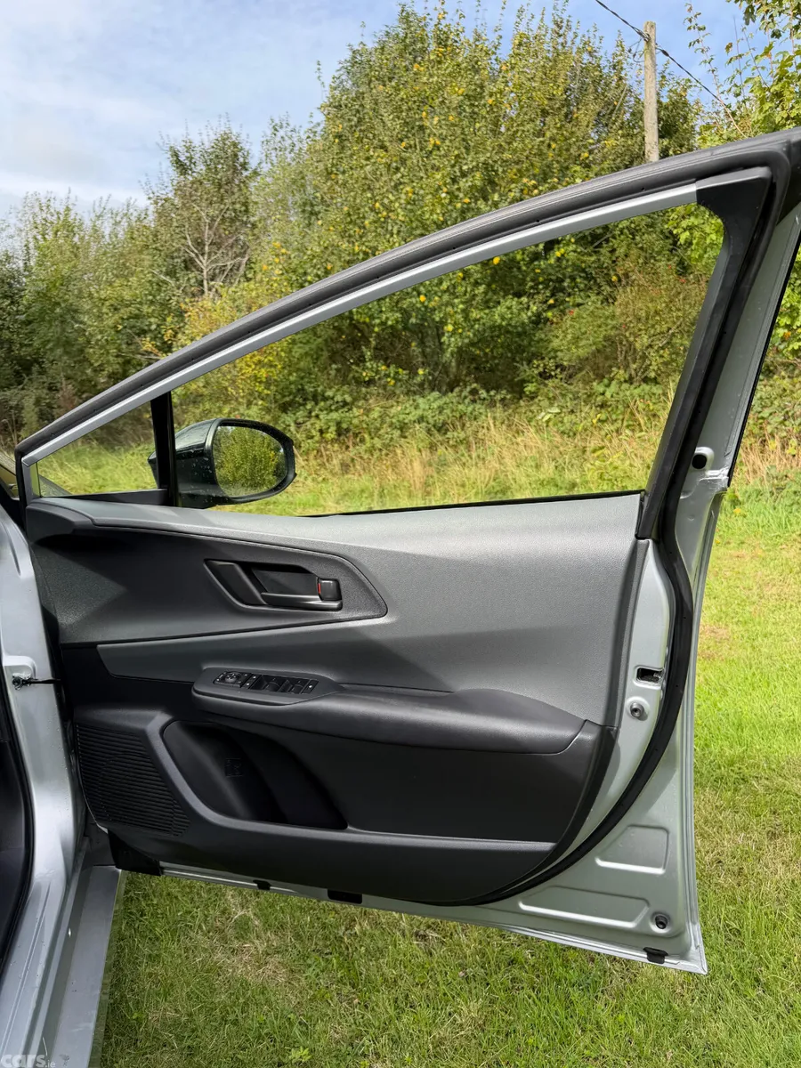 Toyota Prius Hatchback, Petrol Hybrid, 2023, Silver